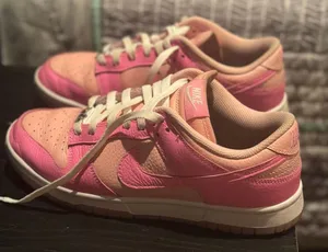 Nike Light Soft Pink Dunk Low thumbnail 1
