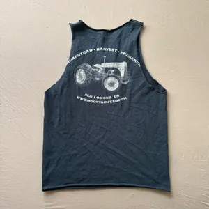 Vintage Grunge Mountain Feed & Farm Supply Cutoff Tank thumbnail 2