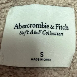 Abercrombie & Fitch Beige Long Sleeve Metallic Knit Mock Neck Sweater Top Size S thumbnail 3
