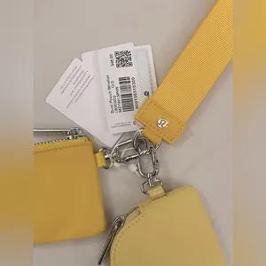 Lululemon NWT Dual Pouch Wristlet Maize Yellow Lemon Wash Card Holder thumbnail 8