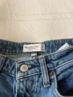 Abercrombie 90’s Relaxed Jean High Rise thumbnail 4