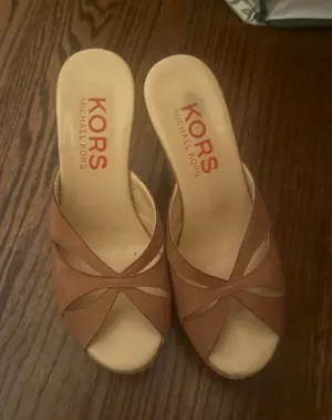 Michael Kors heels thumbnail 1