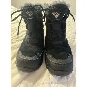 Columbia Women's Ice Maiden Shorty Winter Boots Black Waterproof Techlite Snow thumbnail 2