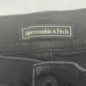 Abercrombie & Fitch Womens Black Denim Shorts Raw Hem Cut Off Size 26 2 Low Rise thumbnail 4