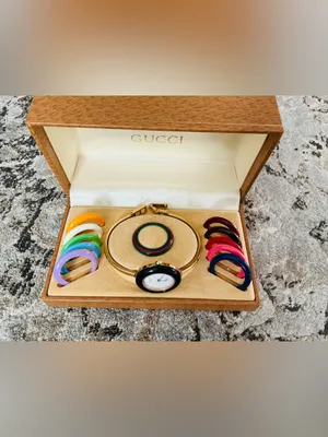 BEAUTIFUL GUCCI bangle watch set 🔥🔥🔥 thumbnail 5