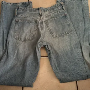 ZARA High-Rise Jeans Straight Leg thumbnail 3