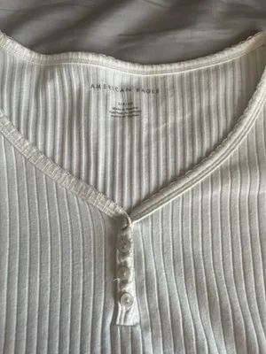 American Eagle Outfitters White Crop Top thumbnail 2