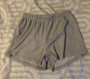 Gray Ribbed Lounge Shorts, Sz M Size M thumbnail 1