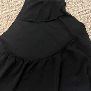 halter neck top Black thumbnail 2