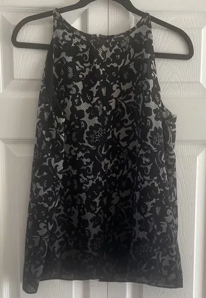 Banana Republic Floral Lace Print Halter Top Womens Size M Black Sleeveless thumbnail 1