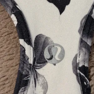 Lululemon cool racerback tank top size 8 thumbnail 5
