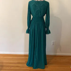Beautiful Flowing V-Neck Sheer Long Dress Size 6 Medium thumbnail 8