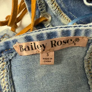 Bailey blue Denim Crop Top NWOT thumbnail 8