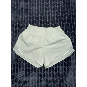 Lululemon Women Hotty Hot High Rise Lined Short Light Green Size 6 thumbnail 5