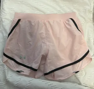 Under Armour shorts thumbnail 1