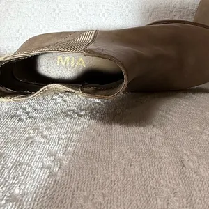MIA Stylish Tan Ankle Boots for Women thumbnail 5
