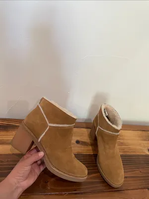 UGG KASEN CHESTNUT BOOTS WOMEN’S SIZE 10 thumbnail 4