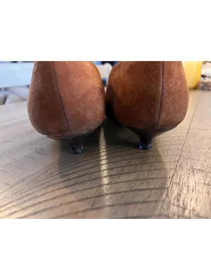 Vintage Walter Steiger Tan Suede Pointed Toe Buckle Pumps Size 7.5 Made in Italy thumbnail 5