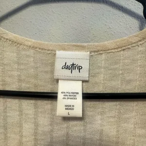 Day trip long cardigan, never worn.. size large thumbnail 4