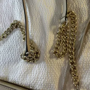 Rebecca Minkoff Avery Crossbody Bag Taupe thumbnail 9