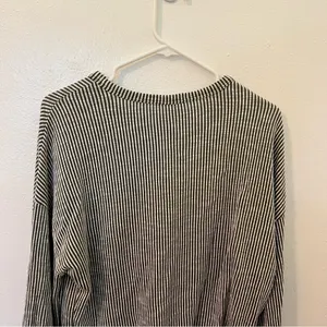 Caution to the Wind Women's Long Sleeve Top‎ Olive Green White Stripes Ribbed thumbnail 9