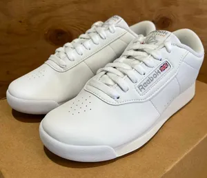 Reebok Women's White Trainers thumbnail 1