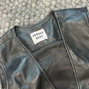 Sunday Best Aritzia Black Leather Open Vest Size 0 thumbnail 8
