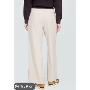 GAP GapFit Tech High Rise Split-Hem Pants Size Large Tan MSRP $69 NWT Comfort‎ thumbnail 3