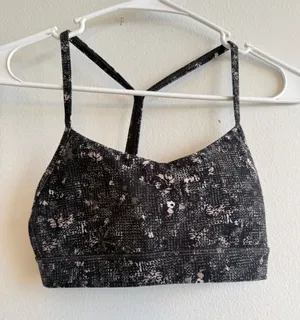 Lululemon Flow Y Bra Nulu Black Grey Abstract‎ Print Yoga Sports Bra Size 4 thumbnail 1