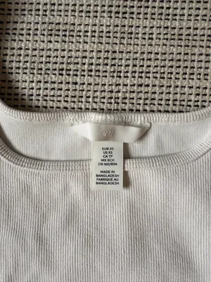H&M Cropped Tank Top thumbnail 3