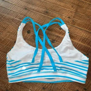 Lululemon Energy twin blue stripe strappy Athleisure size 2 bra thumbnail 2