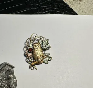 Lot of 2 Bird House And An Owl Brooch Pins 1 By Birds & Blooms 1997 thumbnail 9
