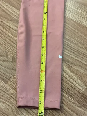 NikeHigh-Rise Leggings Size Medium thumbnail 5