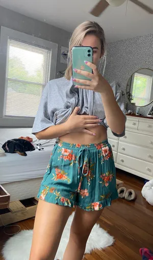 NWT american eagle floral flowy pants thumbnail 1