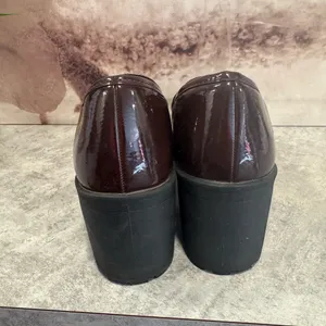 Dirty Laundry Burgundy Patent Faux Leather Chunky Heeled Loafers Women’s Sz 10 thumbnail 6