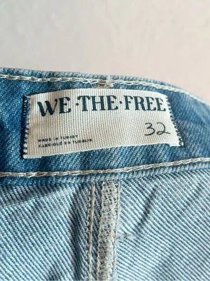 Free People We The Free Gallivanting Peekaboo Micro Skort Denim Sz 33 thumbnail 5
