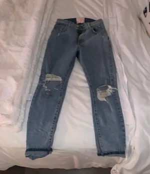 Revice Denim Light Wash Star Jeans thumbnail 1
