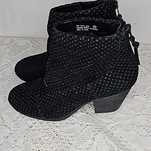Aerosoles vital sign heel rest leather black eyelet heeled ankle booties boots 8 thumbnail 4