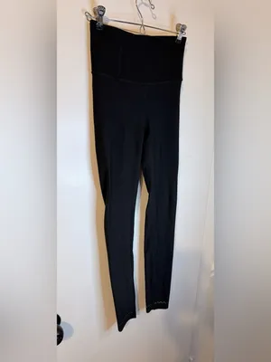 Lululemon Black High Rise Leggings Size 4 27” Inseam Zip Pocket thumbnail 5