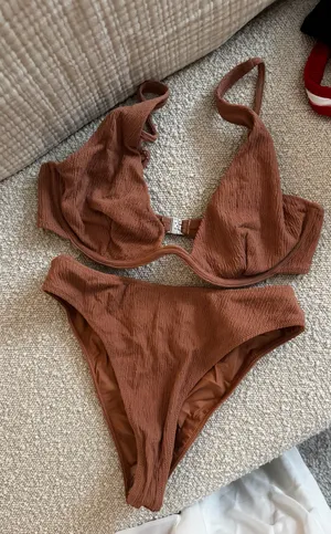 TJ Swim Brown textured underwire top and high waisted bottom bikini set thumbnail 1