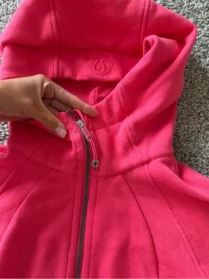 Lululemon Scuba Full-Zip Cropped Hoodie Lip Gloss Size 4 thumbnail 6