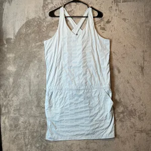 Marmot Women's Gretchen Dress Size Large Corydalis Blue UPF‎ 50 Hiking Gorpcore thumbnail 2