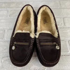 UGG Ansley Moccasin Slippers Womens 10 Brown Suede Shearling Fur Lined Zip Charm thumbnail 8