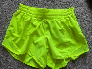 Lululemon Shorts Hotty Hot thumbnail 2