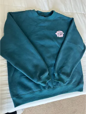 White Fox Boutique Crewneck Sweatshirt thumbnail 3