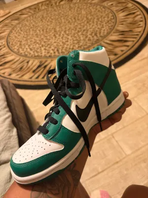 Nike Dunk High Men's High Top Sneakers Green/White/Black Leather DR0527-300 thumbnail 2
