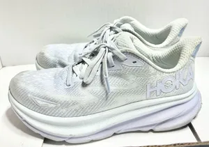 Hoka Women’s Clifton 9 thumbnail 1