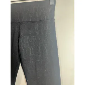Lululemon‎ Align High-Rise Crop Leggings Black Embossed Leopard Print Size 4 thumbnail 2