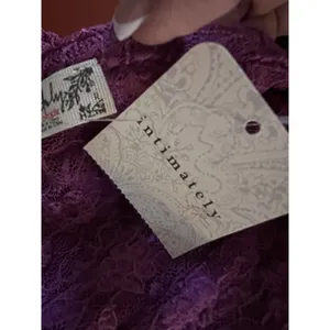 FREE PEOPLE Keep it simple lace baby‎ tee In Dramatic Orchid Pink purple NWT thumbnail 9