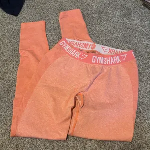 peach coral gymshark flex leggings higher waisted size large thumbnail 3